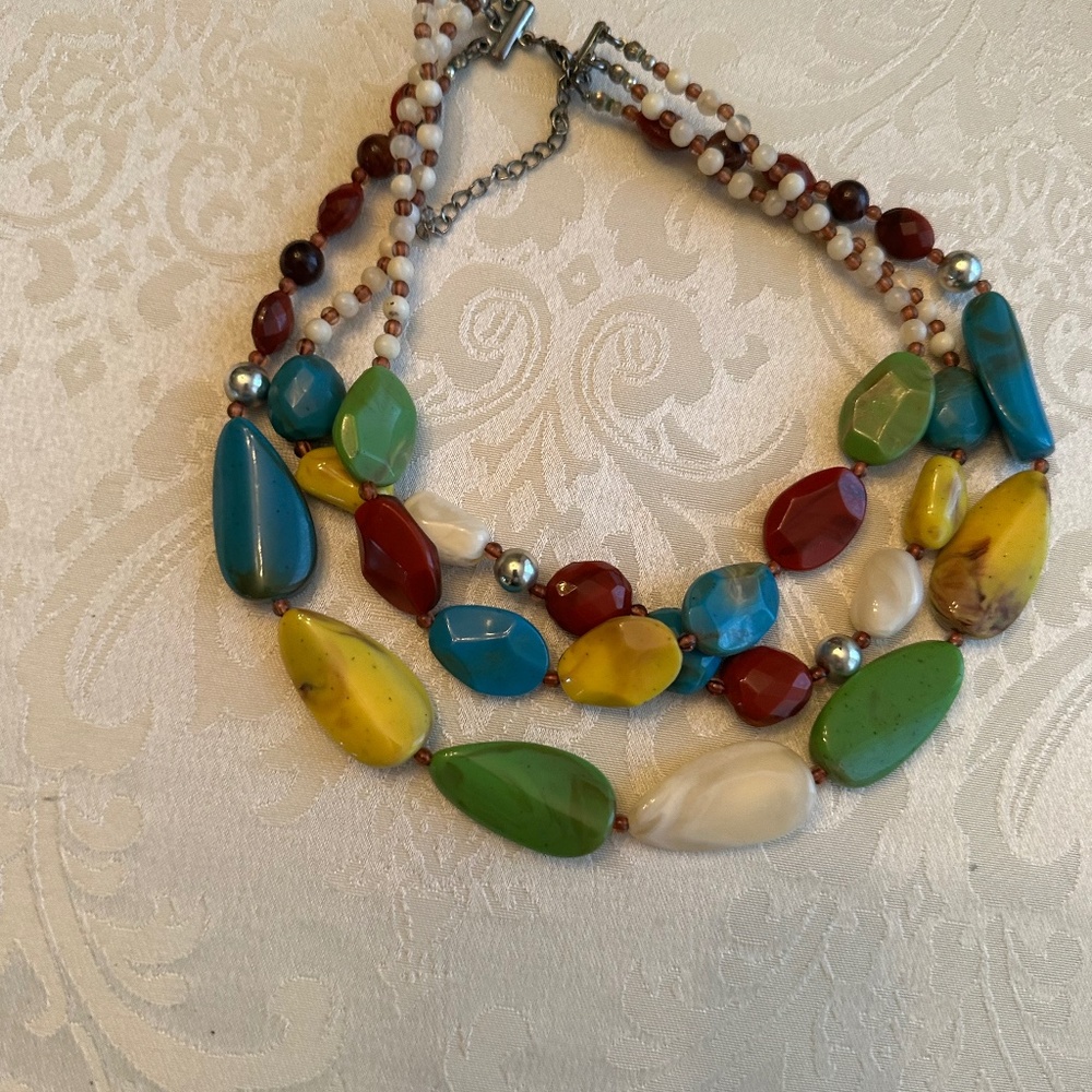 Decorative necklace